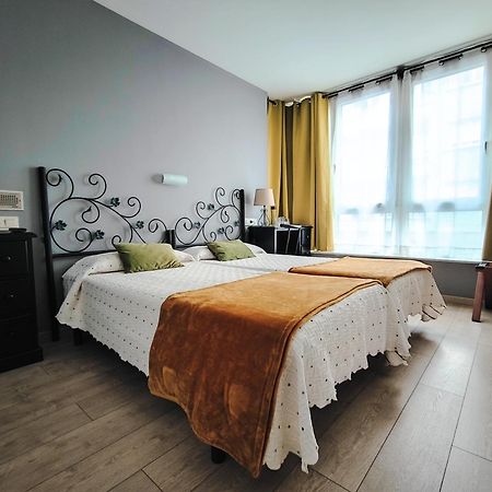 Nest El Camino Hotel Сантяго де Компостела Екстериор снимка