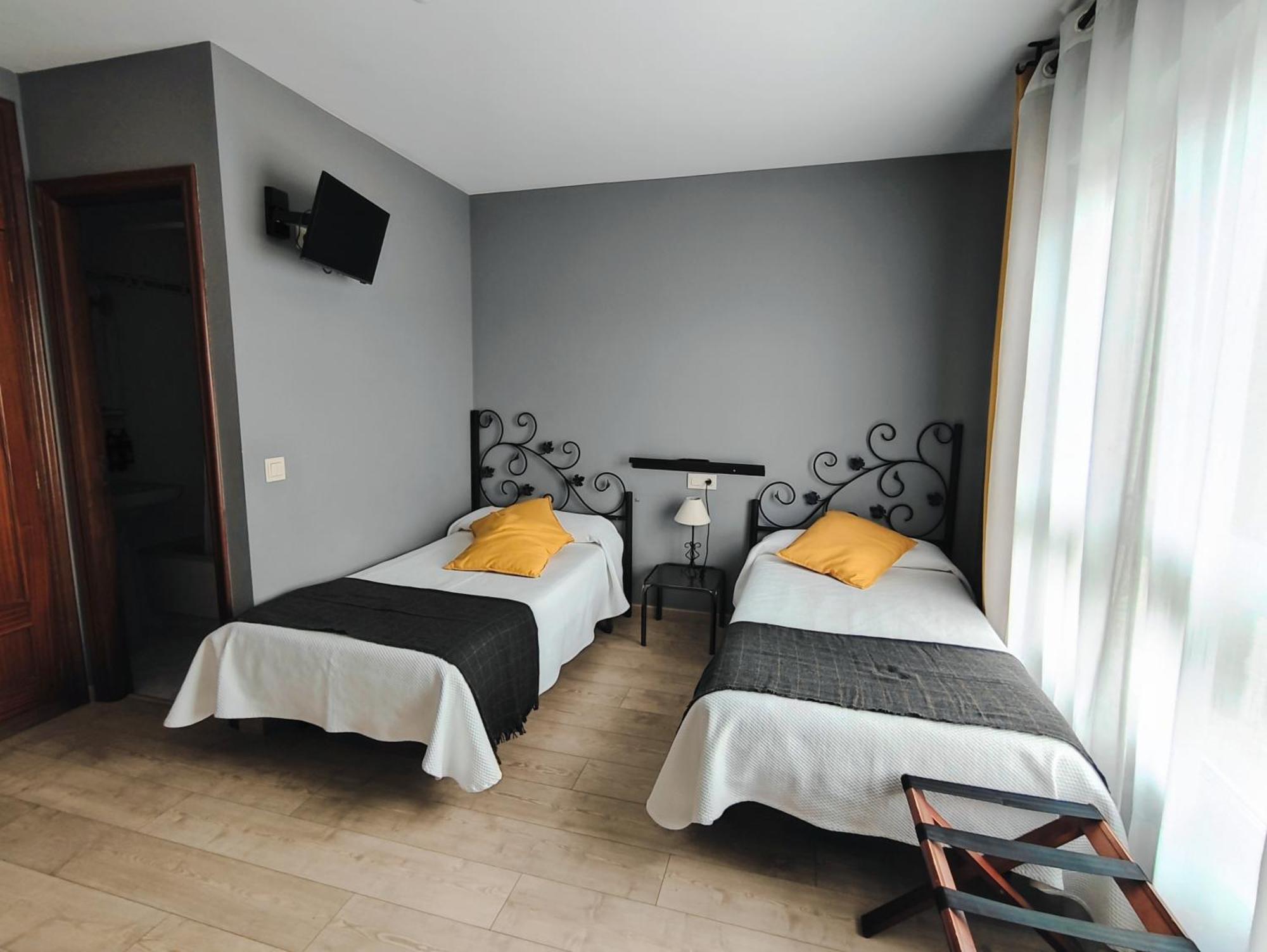 Nest El Camino Hotel Сантяго де Компостела Екстериор снимка