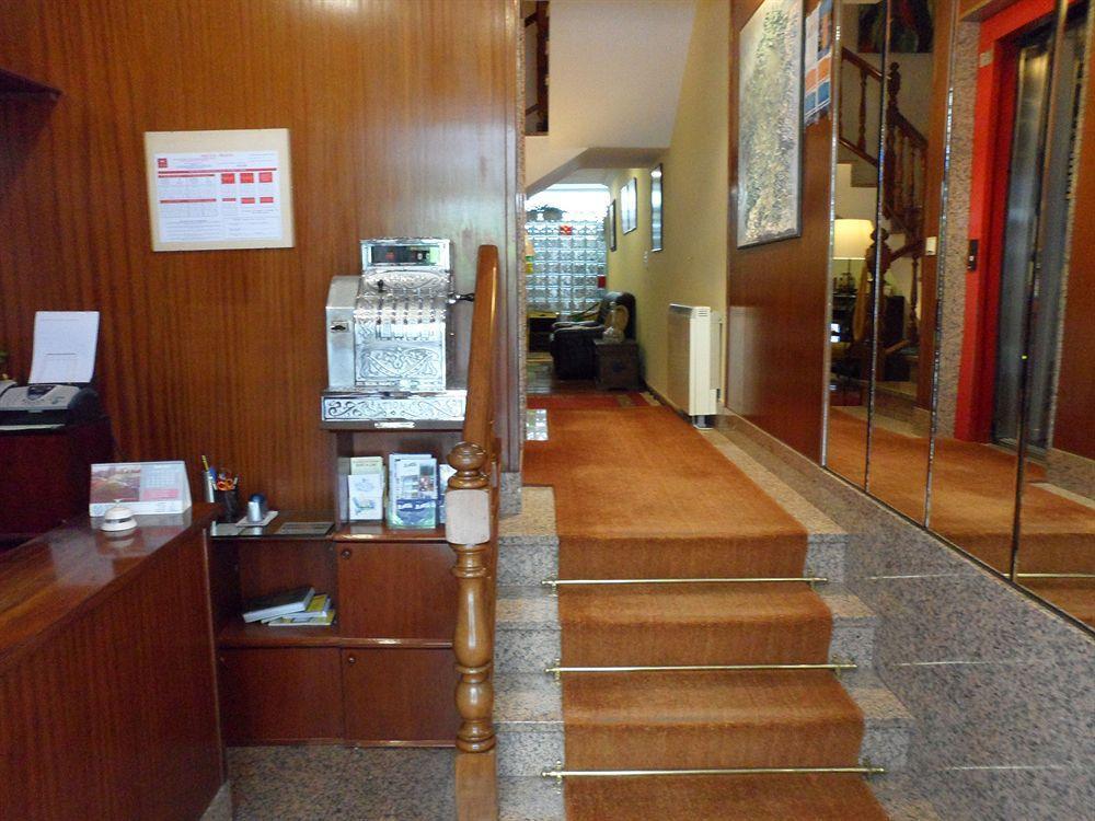 Nest El Camino Hotel Сантяго де Компостела Екстериор снимка